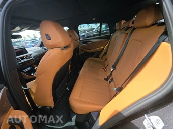 2025 BMW X4 Sports Activity Coupe xDrive30i - miniatura 19