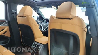 2025 BMW X4 Sports Activity Coupe xDrive30i - miniatura 27