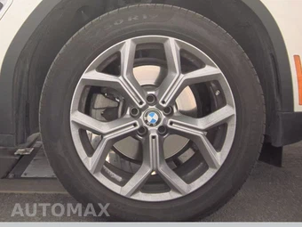 2025 BMW X4 Sports Activity Coupe xDrive30i - miniatura 10