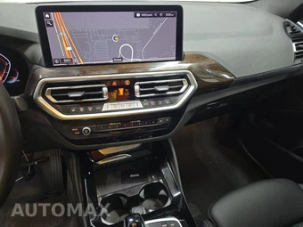 2025 BMW X4 Sports Activity Coupe xDrive30i - miniatura 11