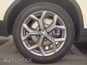2025 BMW X4 Sports Activity Coupe xDrive30i - miniatura 11