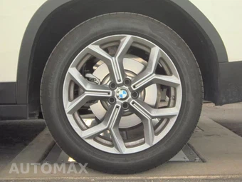 2025 BMW X4 Sports Activity Coupe xDrive30i - miniatura 12