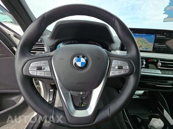 2025 BMW X4 Sports Activity Coupe xDrive30i - miniatura 16