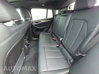 2025 BMW X4 Sports Activity Coupe xDrive30i - miniatura 19