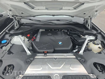 2025 BMW X4 Sports Activity Coupe xDrive30i - miniatura 16
