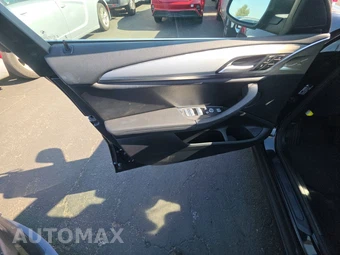 2025 BMW X4 Sports Activity Coupe xDrive30i - miniatura 9