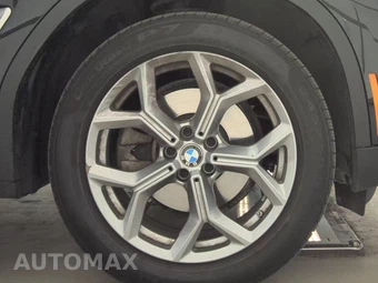 2025 BMW X4 Sports Activity Coupe xDrive30i - miniatura 10