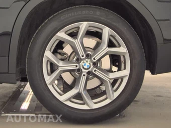 2025 BMW X4 Sports Activity Coupe xDrive30i - miniatura 12