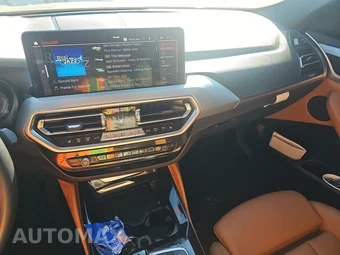 2025 BMW X4 Sports Activity Coupe xDrive30i - miniatura 17