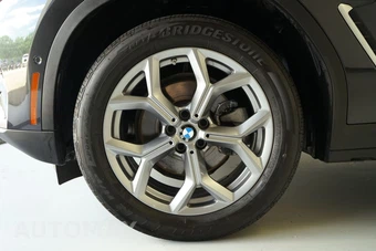 2025 BMW X4 Sports Activity Coupe xDrive30i - miniatura 26