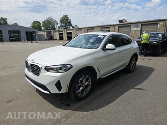 2025 BMW X4 xDrive30i