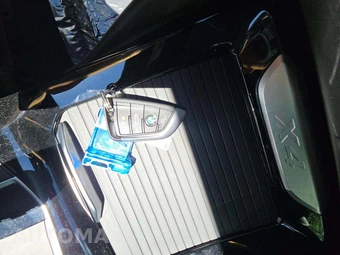 2025 BMW X4 xDrive30i – miniatura 5