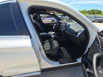 2025 BMW X4 xDrive30i – miniatura 15