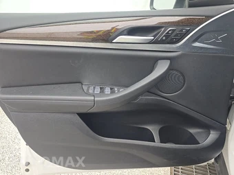 2025 BMW X4 xDrive30i – miniatura 9