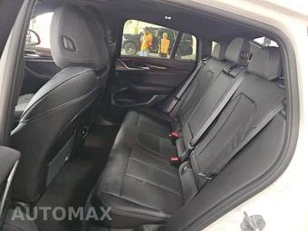 2025 BMW X4 xDrive30i – miniatura 13