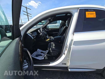2025 BMW X4 xDrive30i – miniatura 6