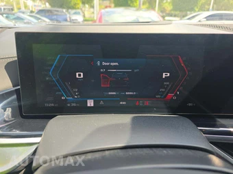 2025 BMW X5 M Competition – miniatura 9