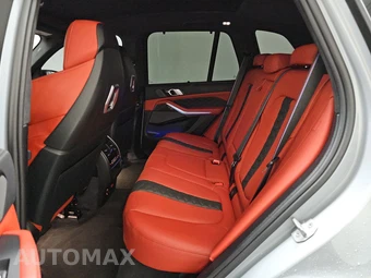 2025 BMW X5 M Competition - miniatura 13