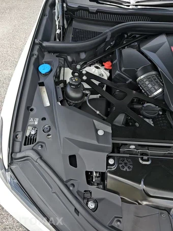 2025 BMW X5 M Competition – miniatura 23