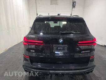 2025 BMW X5 M60i xDrive - miniatura 5