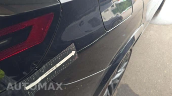 2025 BMW X5 M60i xDrive – miniatura 19