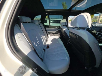 2025 BMW X5 sDrive40i - miniatura 16