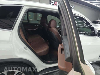 2025 BMW X5 sDrive40i - miniatura 16