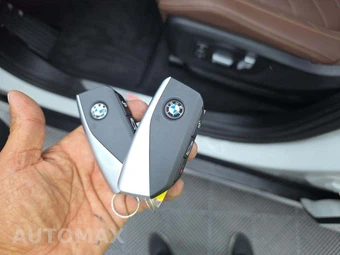 2025 BMW X5 sDrive40i - miniatura 8