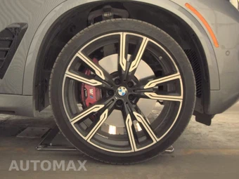 2025 BMW X5 Sports Activity Vehicle M60i xDrive - miniatura 10