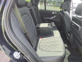 2025 BMW X5 Sports Activity Vehicle M60i xDrive - miniatura 13