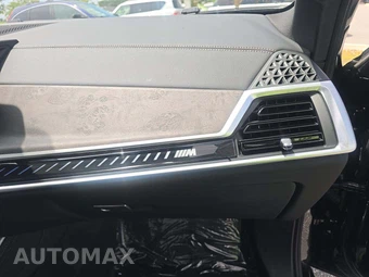 2025 BMW X5 Sports Activity Vehicle M60i xDrive - miniatura 16