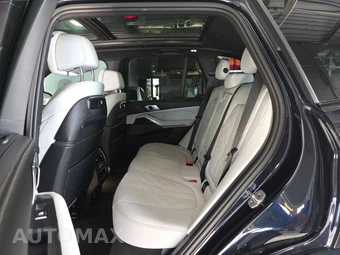 2025 BMW X5 Sports Activity Vehicle M60i xDrive - miniatura 13