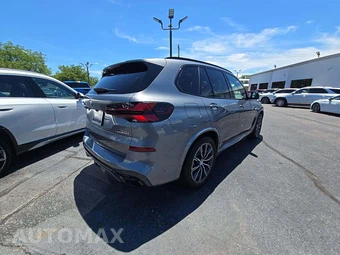 2025 BMW X5 Sports Activity Vehicle M60i xDrive - miniatura 3