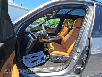 2025 BMW X5 Sports Activity Vehicle M60i xDrive - miniatura 6