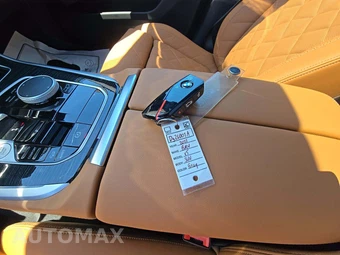 2025 BMW X5 Sports Activity Vehicle M60i xDrive - miniatura 8