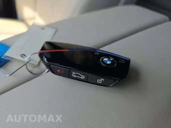2025 BMW X5 Sports Activity Vehicle M60i xDrive - miniatura 8