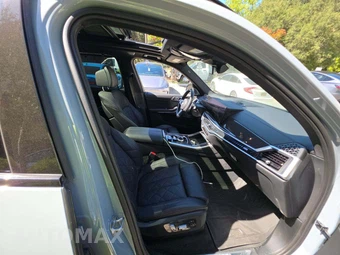 2025 BMW X5 Sports Activity Vehicle M60i xDrive - miniatura 15