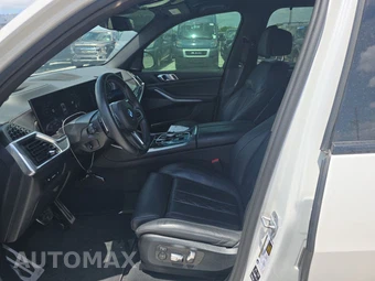 2025 BMW X5 Sports Activity Vehicle M60i xDrive - miniatura 7