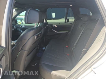 2025 BMW X5 Sports Activity Vehicle M60i xDrive - miniatura 13