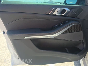 2025 BMW X5 Sports Activity Vehicle M60i xDrive - miniatura 9