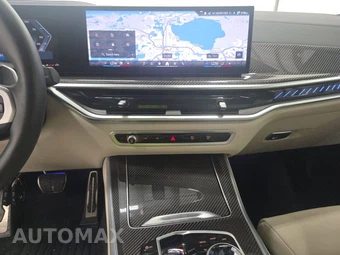 2025 BMW X5 Sports Activity Vehicle M60i xDrive – miniatura 11