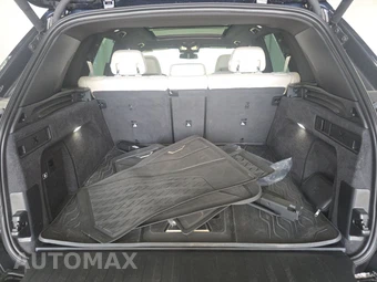 2025 BMW X5 Sports Activity Vehicle M60i xDrive – miniatura 16