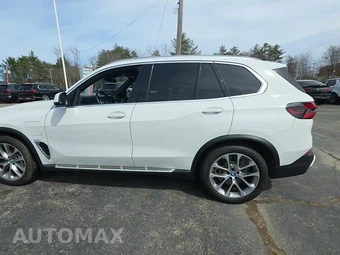 2025 BMW X5 Sports Activity Vehicle xDrive50e - miniatura 3