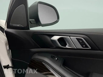 2025 BMW X5 Sports Activity Vehicle xDrive50e - miniatura 12
