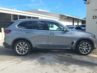 2025 BMW X5 Sports Activity Vehicle xDrive50e - miniatura 5