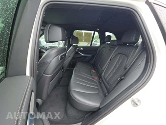 2025 BMW X5 Sports Activity Vehicle xDrive50e - miniatura 13