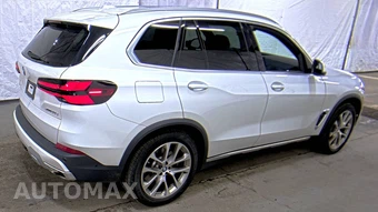 2025 BMW X5 Sports Activity Vehicle xDrive50e - miniatura 4
