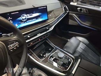 2025 BMW X5 Sports Activity Vehicle xDrive50e - miniatura 10