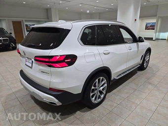 2025 BMW X5 Sports Activity Vehicle xDrive50e - miniatura 3