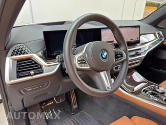 2025 BMW X5 Sports Activity Vehicle xDrive50e M SPORT LINE - miniatura 12